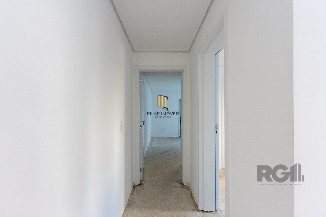 Cobertura para Venda - 214.34m², 3 dormitórios, sendo 3 suites, 2 vagas - Tristeza