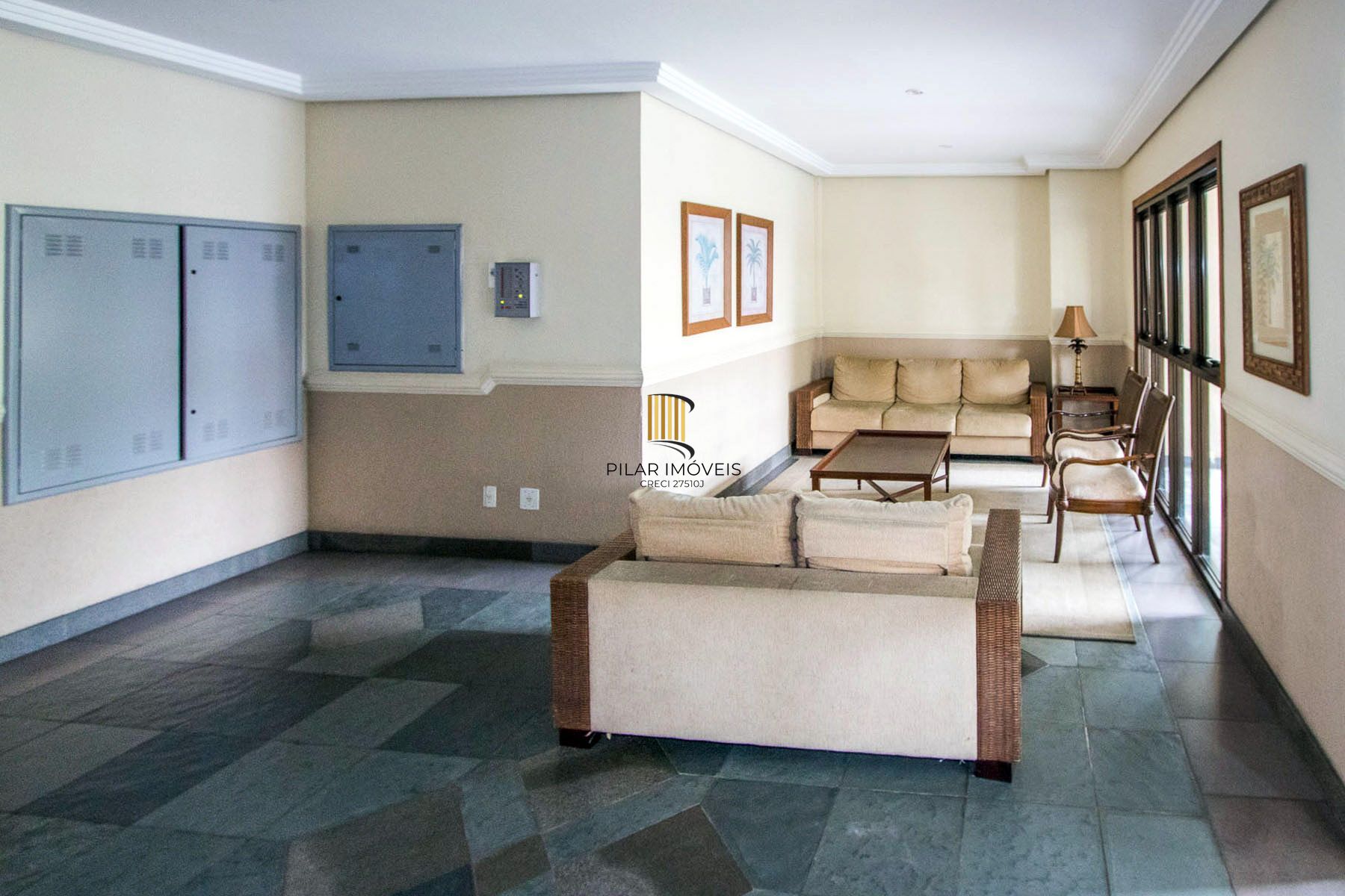 Apartamento 3 dormitórios no bairro Cristal