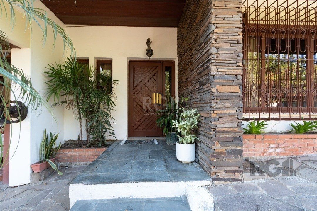 Casa 4 dormitórios no bairro Cristal