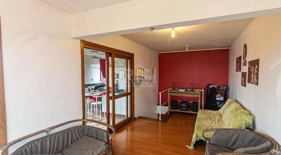 Cobertura para Venda - 207m², 3 dormitórios, sendo 1 suites, 2 vagas - Santa Tereza