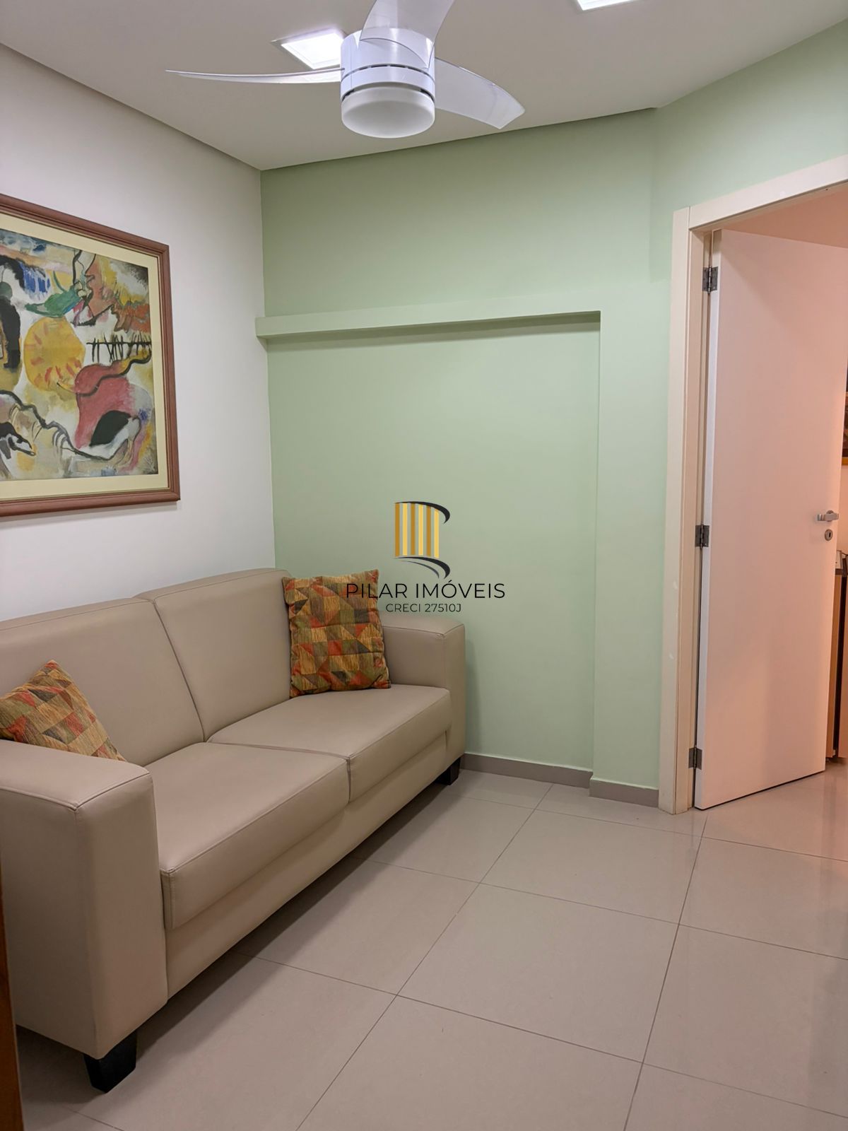 Sala comercial no Petrópolis
