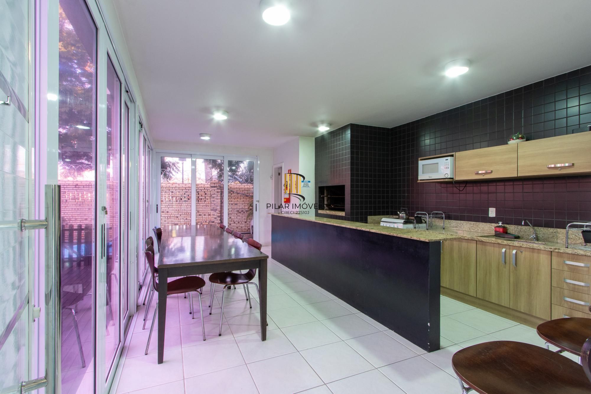 Casa de Condomínio 3 dormitórios no bairro Cavalhada