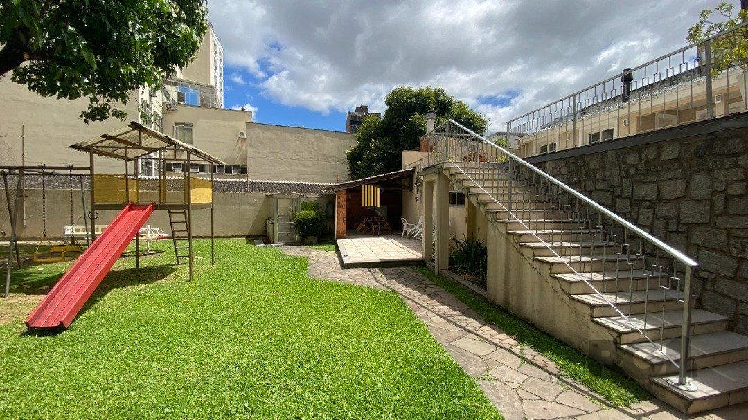 Apartamento 4 dormitórios no bairro Centro Histórico