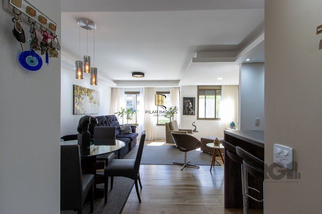Apartamento 3 dormitórios no bairro Cavalhada