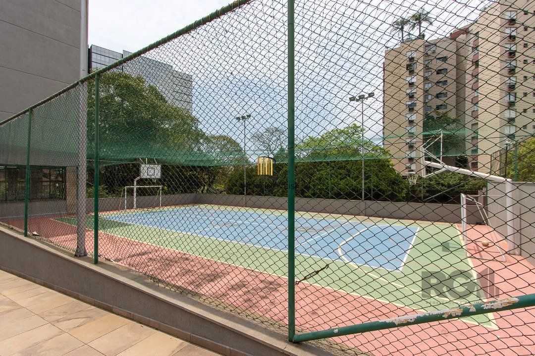 Cobertura para Venda - 209m², 3 dormitórios, sendo 1 suites, 2 vagas - Bela Vista