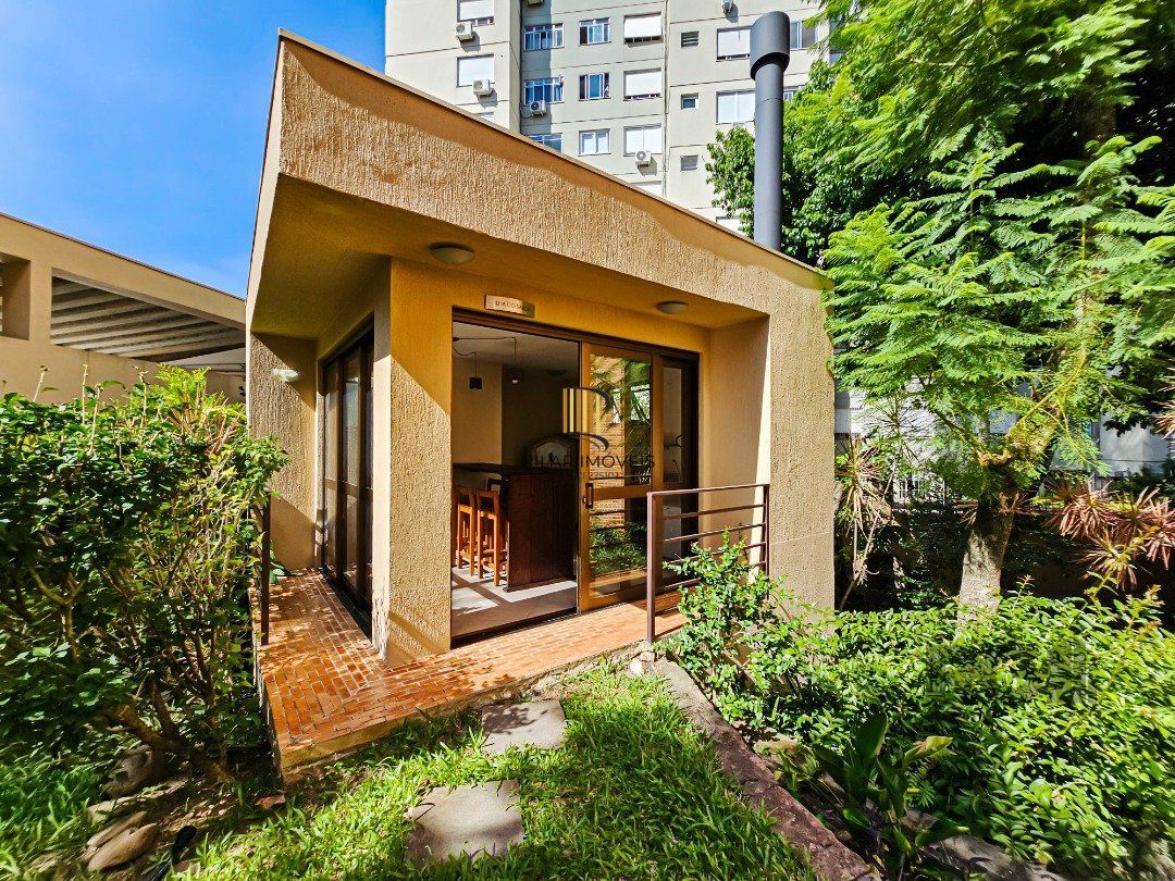 BELÍSSIMO APTO 4 SUÍTES DE 158M²