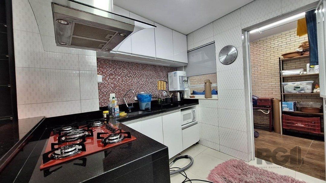 Sobrado comercial ou residencial, mobiliado, no Centro Histórico, com 2 quartos