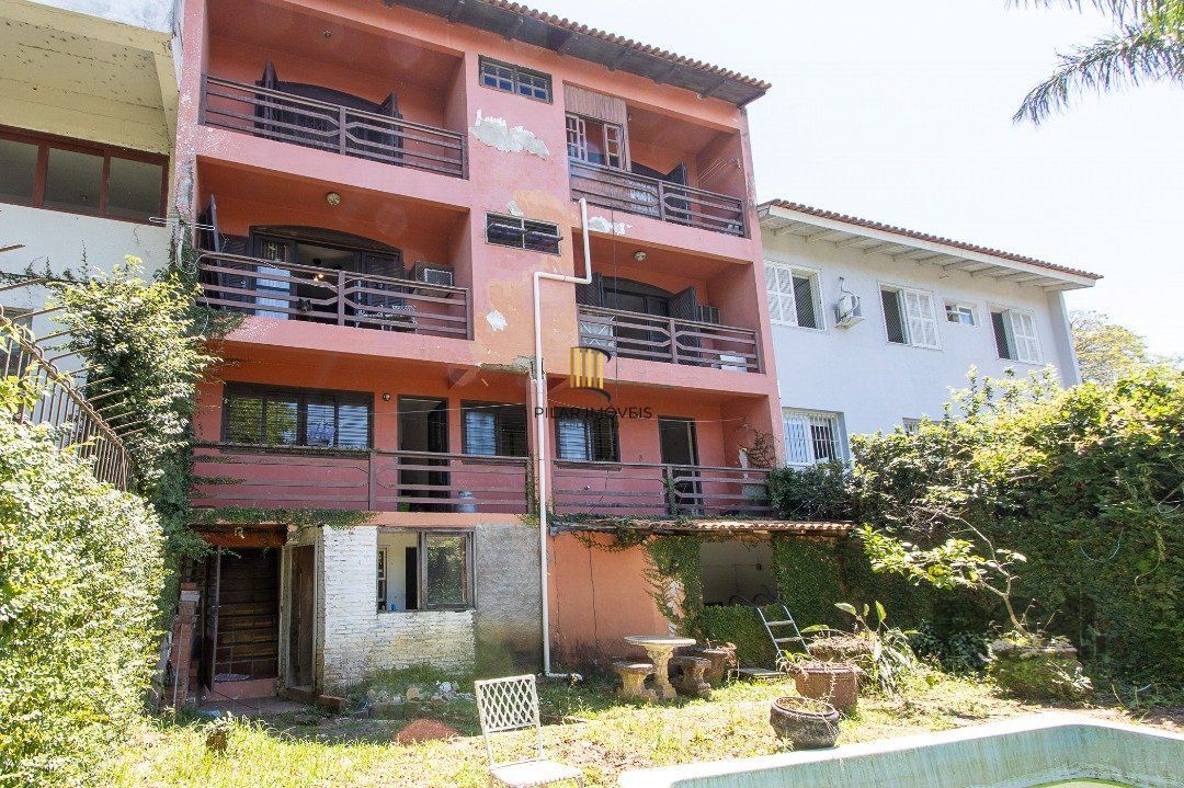 Casa para Venda - 572m², 5 dormitórios, sendo 1 suites, Cavalhada
