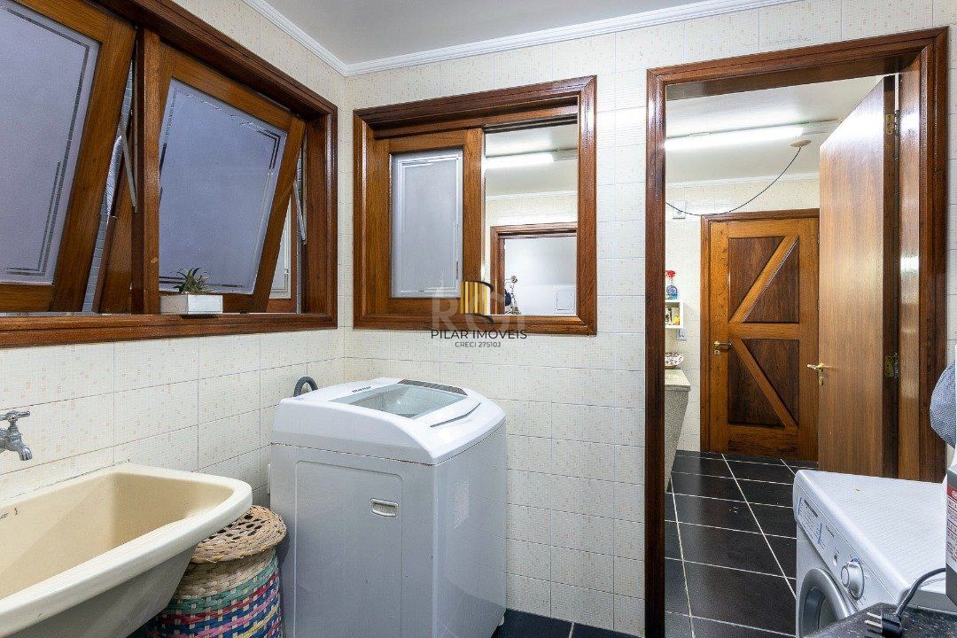 Apartamento para Venda - 153m², 3 dormitórios, sendo 1 suites, 2 vagas - Atlântida