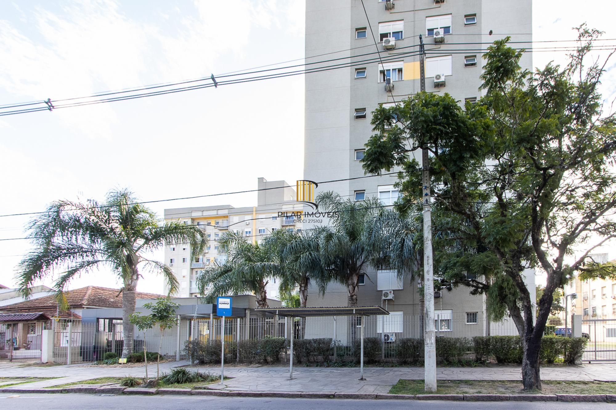 Apartamento com dois quartos e dois banheiros Zona Sul