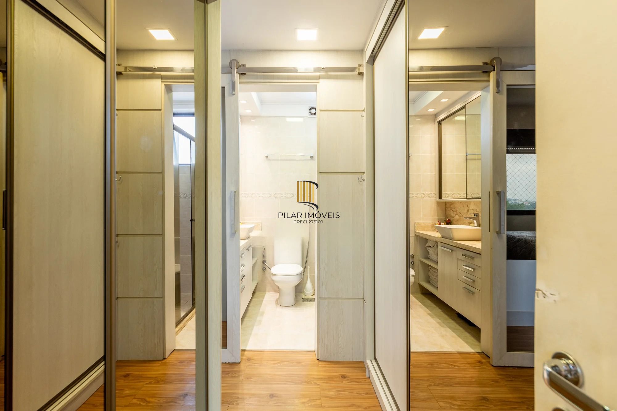 Cobertura com 203m² e 3 dormitórios, 1 suíte, 4 vagas no bairro Higienópolis