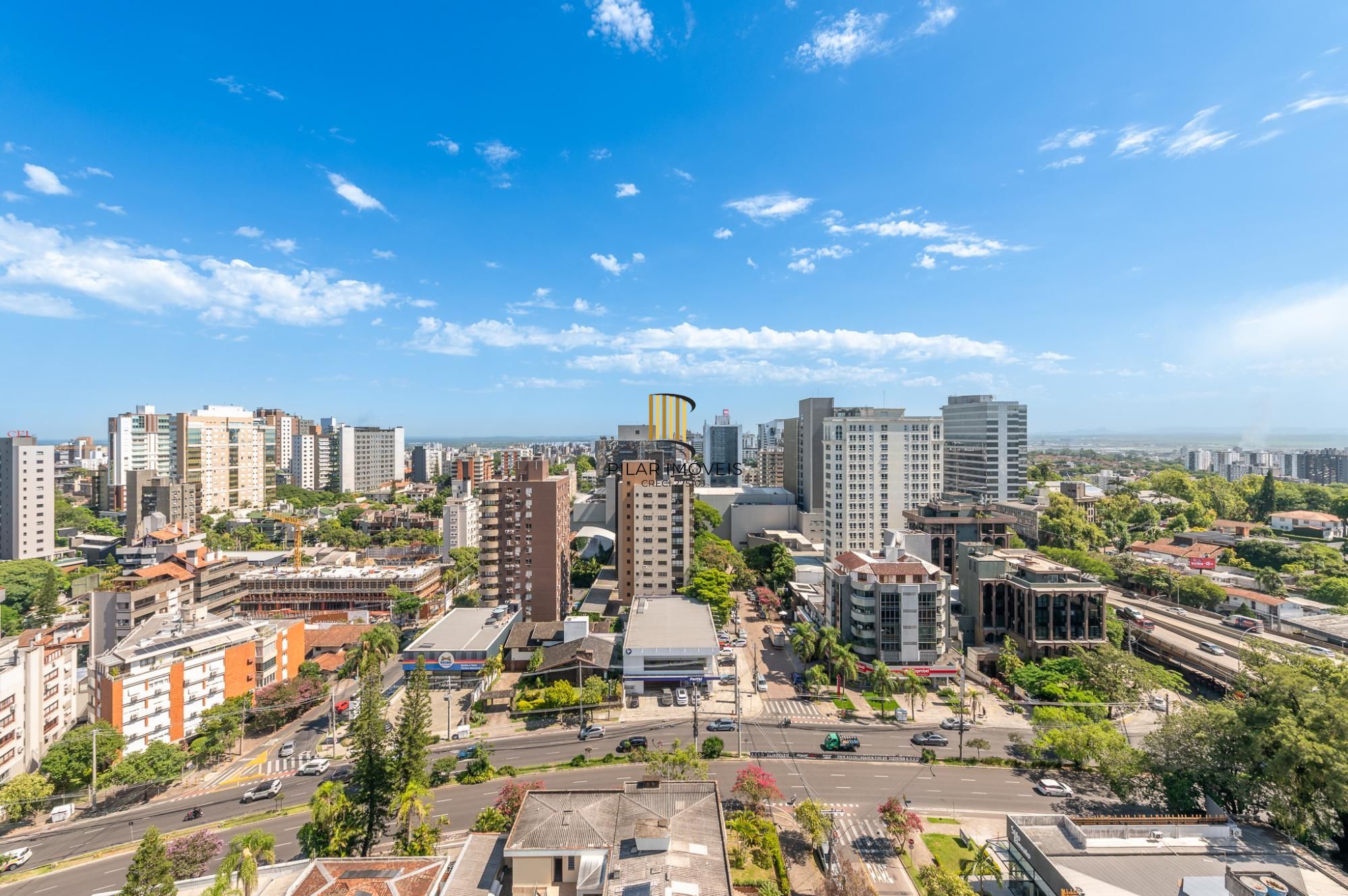 Apartamento com 204m², 3 dorm, 5 vagas no Petrópolis