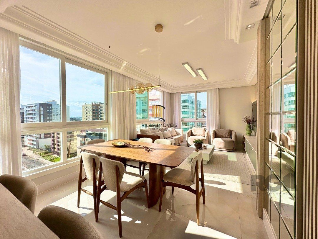 Apartamento 3 dormitórios no bairro Zona Nova