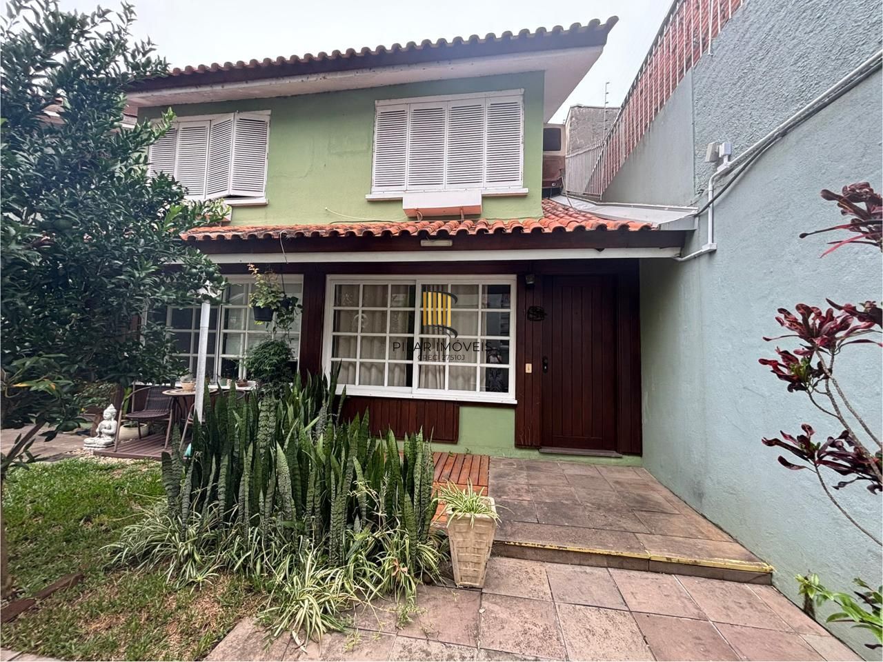 Casa estilo sobrado 2 dormitórios - Pilar Imóveis