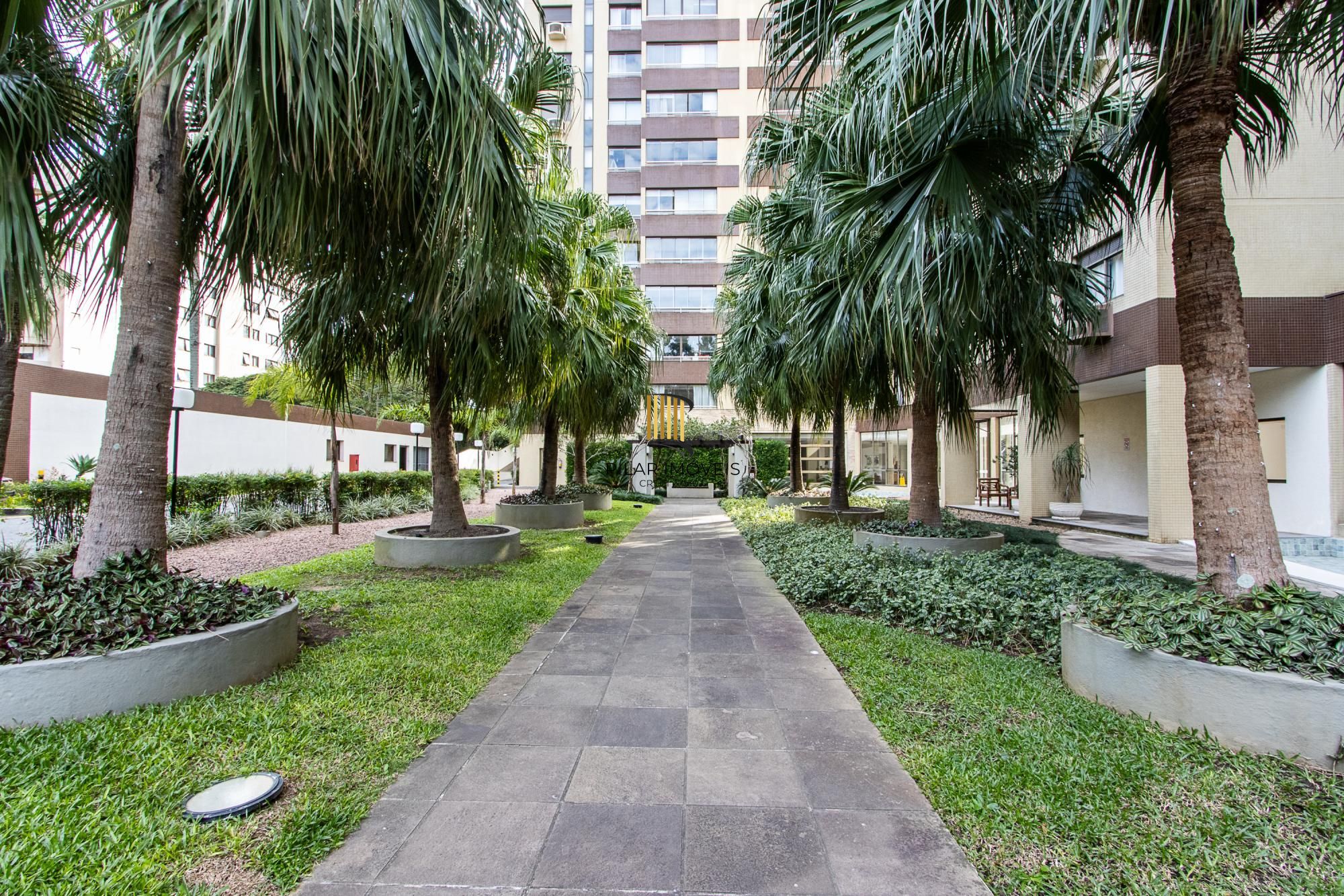 Apartamento 3 quartos, 139,64m² privativos, 2 vagas - Bairro Menino Deus