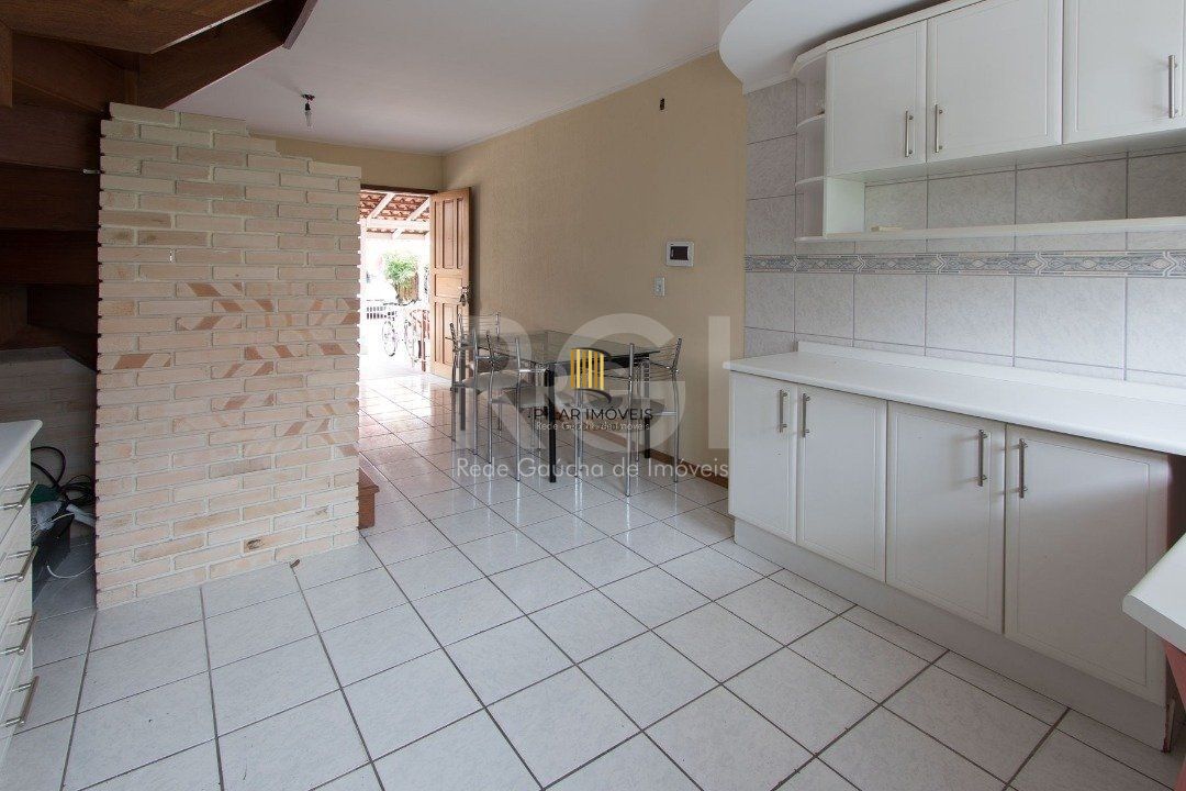 Casa Condominio para Venda - 92.32m², 3 dormitórios, sendo 1 suites, 2 vagas - Cristal