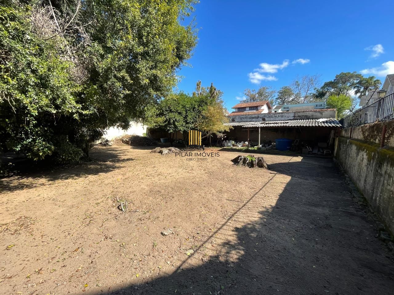 Terreno à Venda – Bairro Tristeza, Porto Alegre/RS, 1.870 m² de área total!