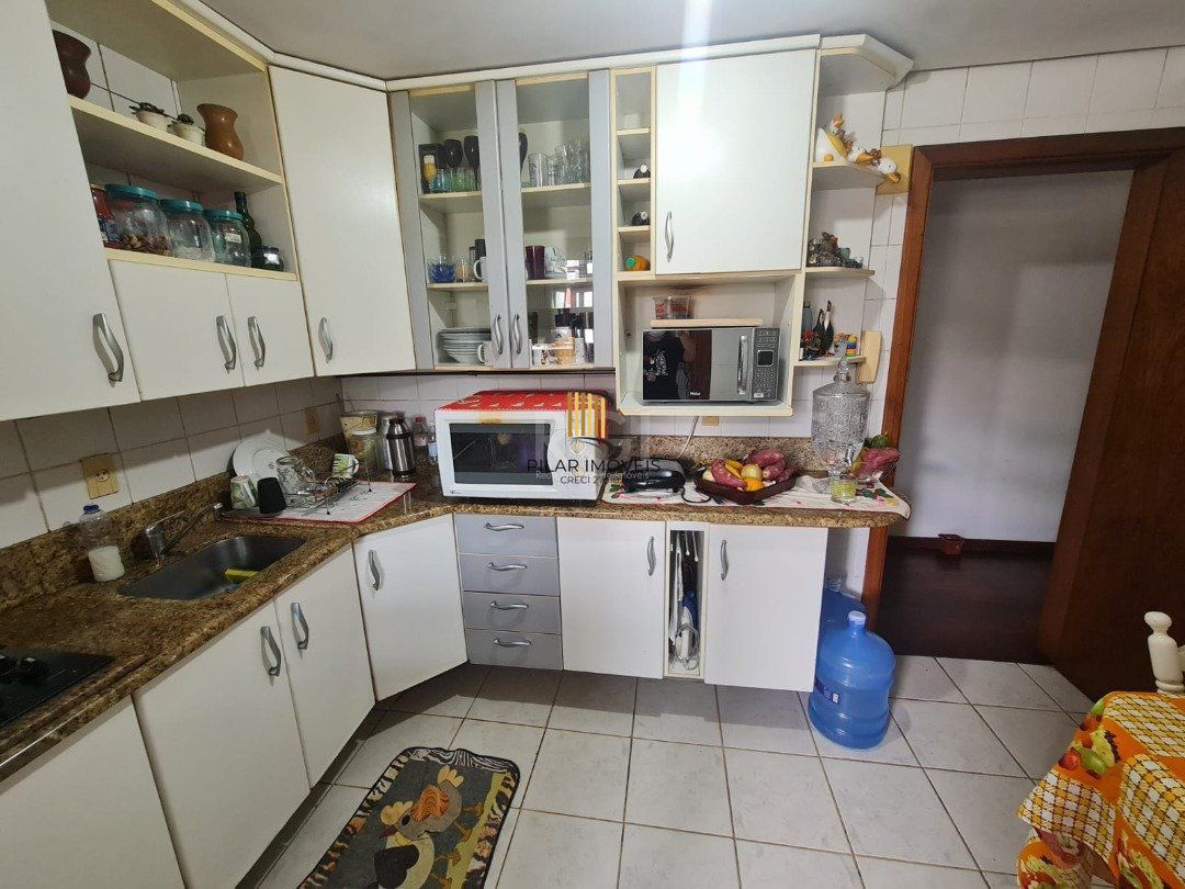 Apartamento 3 dormitórios no bairro Menino Deus