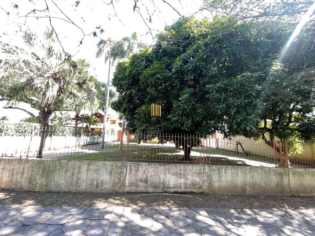 Terreno à Venda – Bairro Tristeza, Porto Alegre/RS, 1.870 m² de área total! - Pilar Imóveis