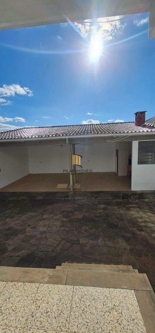 Casa 4 dormitórios no bairro Jardim Sabará