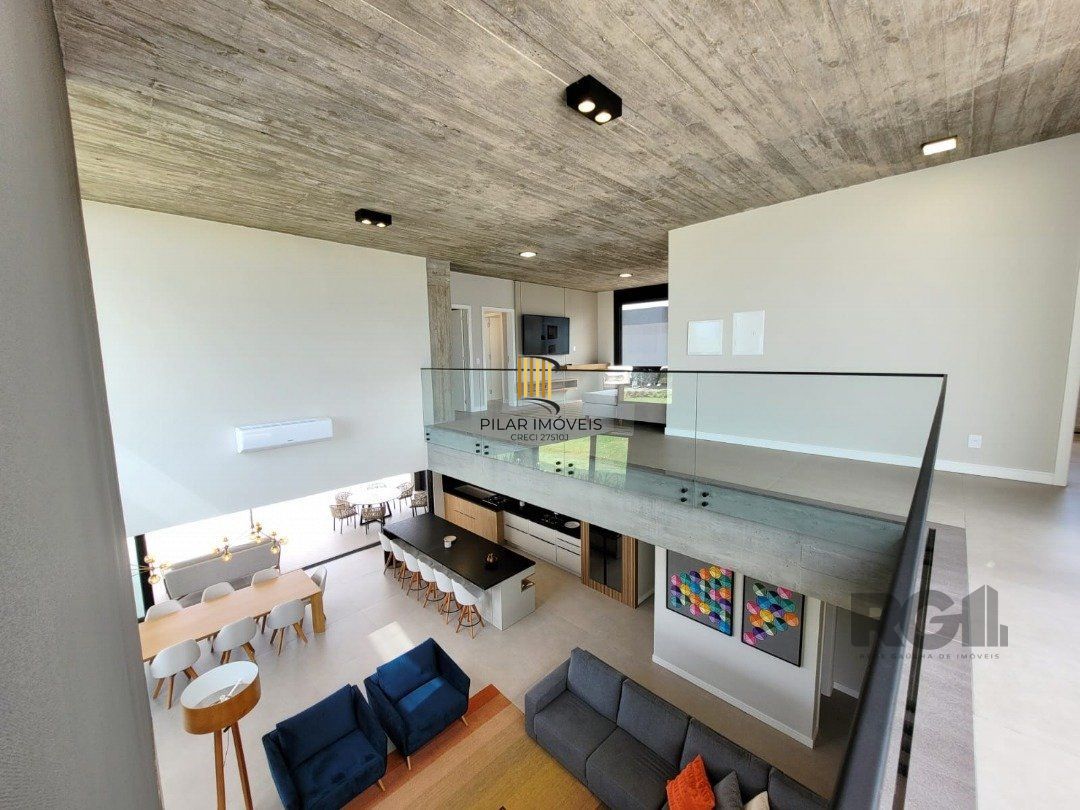 Casa de Condomínio 5 dormitórios no bairro Atlântida Sul