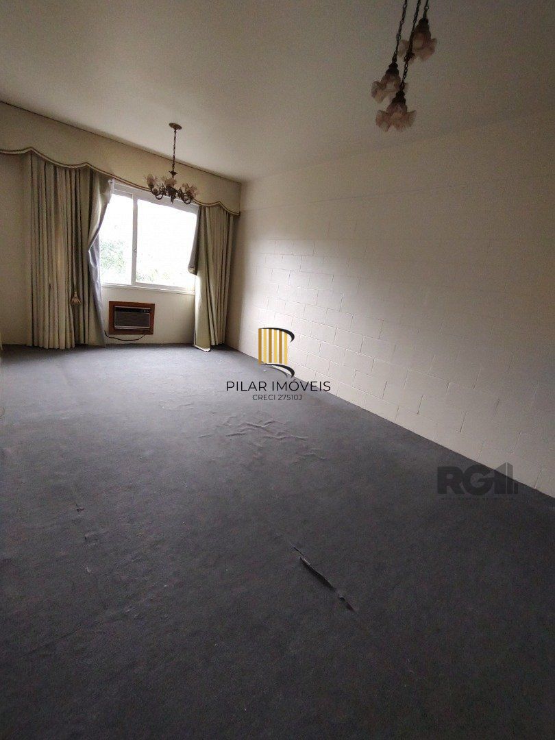 Apartamento, 2 quartos, 1 vaga escriturada, elevador - Bairro Bom Fim