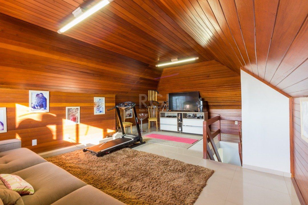 Casa Condominio para Venda - 191m², 3 dormitórios, sendo 1 suites, 2 vagas - Tristeza
