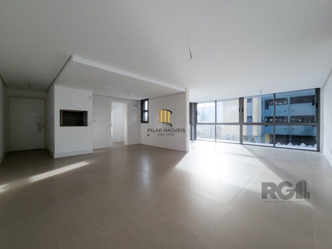 Apartamento com 145m² e 3 dormitórios no bairro Tristeza em PORTO ALEGRE para Comprar