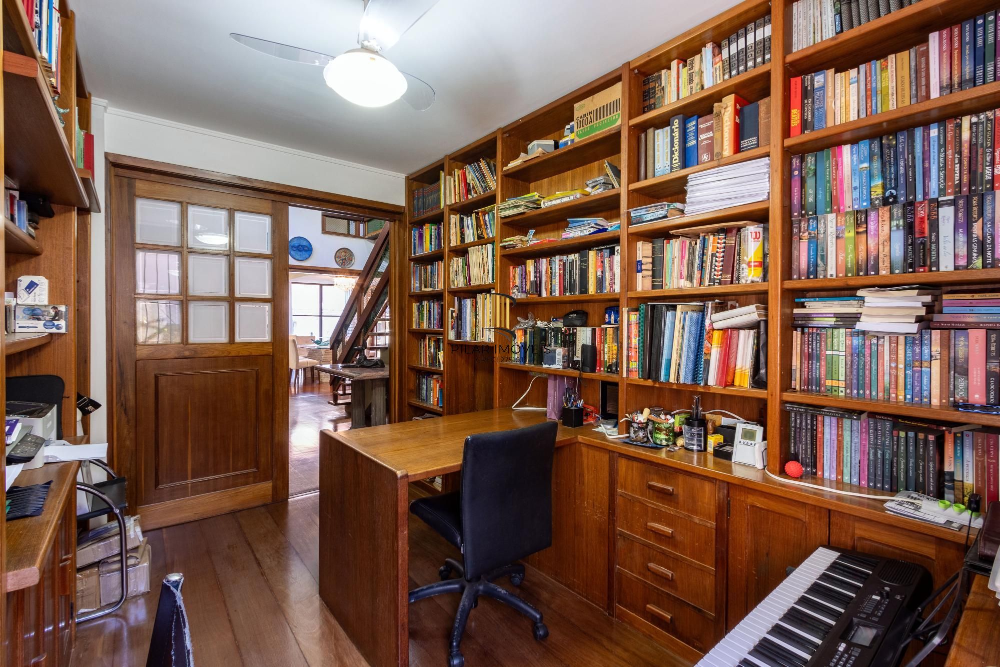 Casa de Condomínio 4 dormitórios no bairro Cavalhada