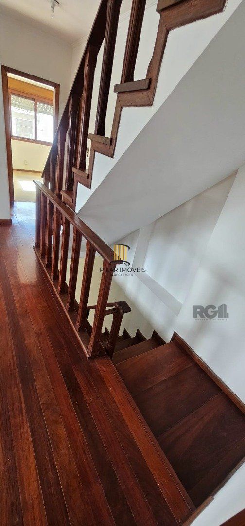 Casa 4 dormitórios no bairro Jardim Sabará
