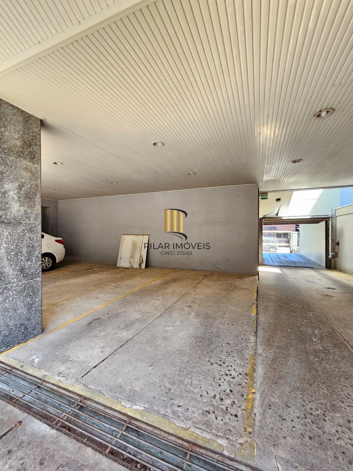 Conjunto comercial na Rua Quintino Bocaíuva