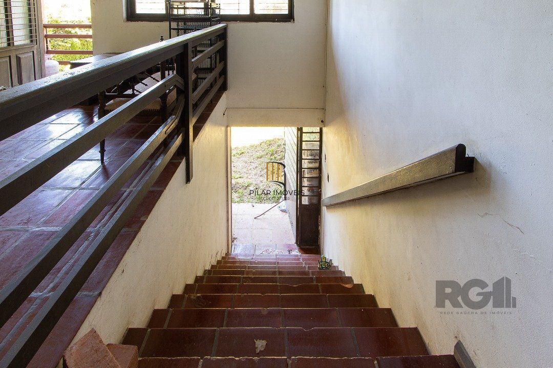 Casa para Venda - 572m², 5 dormitórios, sendo 1 suites, Cavalhada