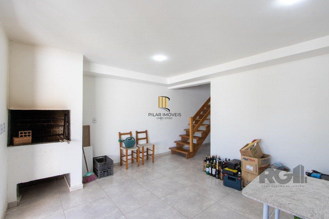 Sobrado 3 Dprmitórios Bairro Espírito Santo.