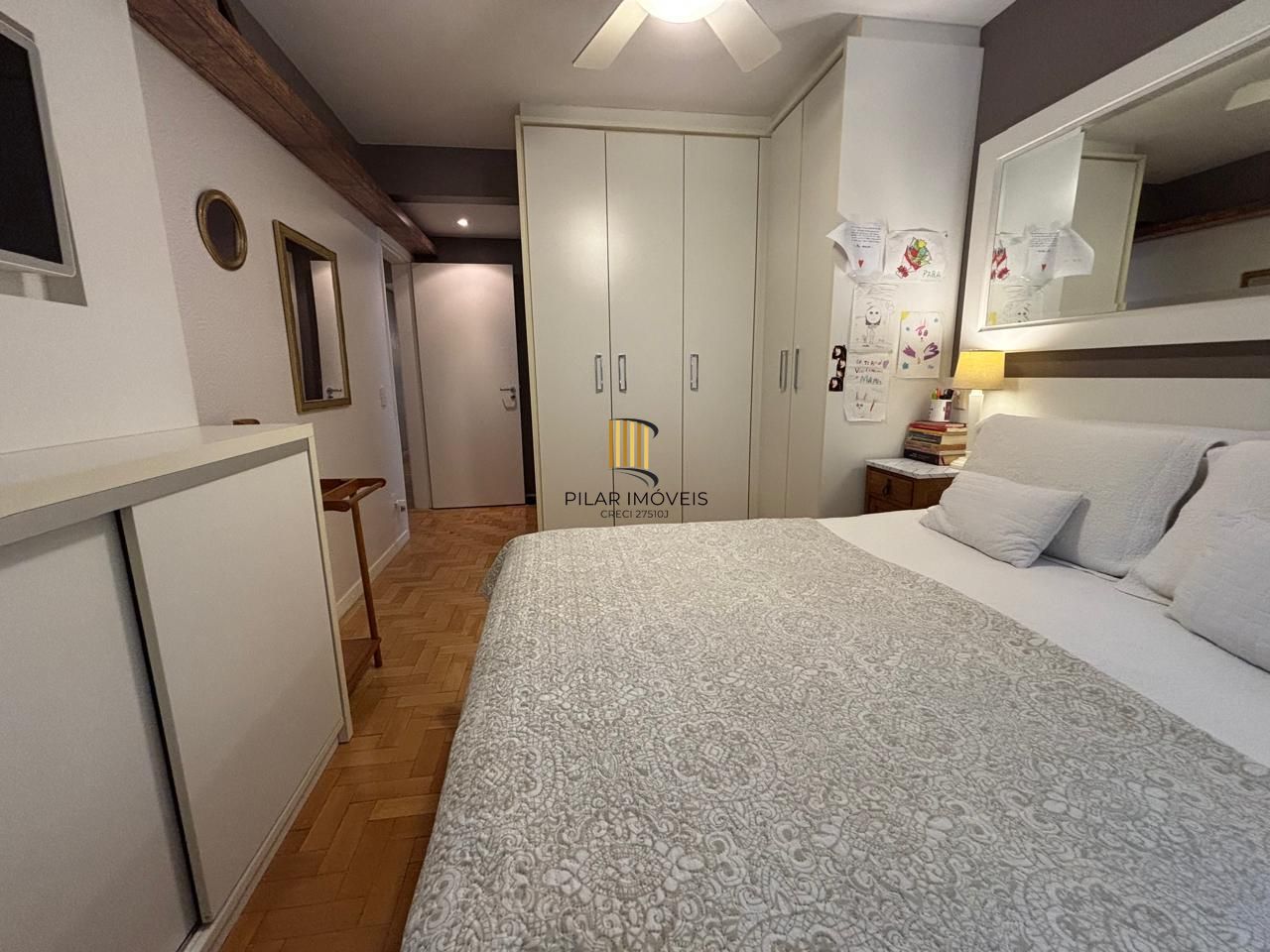 Apartamento 3 Dormitórios com Suíte no Moinhos de Vento