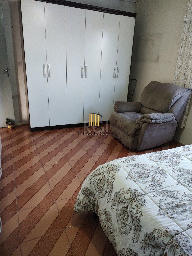 Casa 3 dormitórios no bairro Partenon