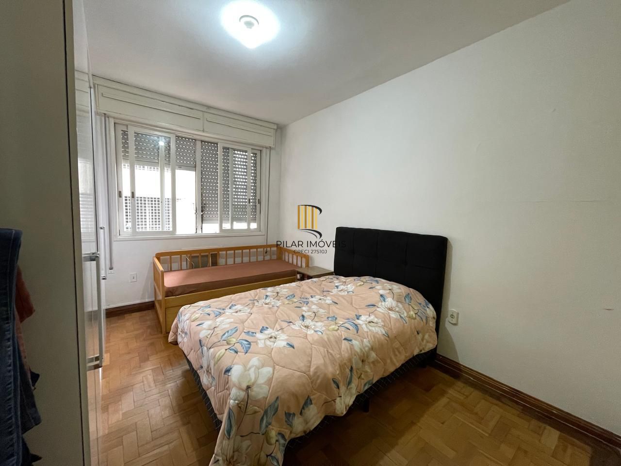 Apartamento de 01 dormitório, semimobiliado, bairro Praia de Belas, em Porto Alegre com 45,19m2!