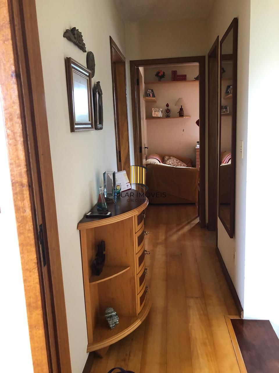 Casa de condomínio, 3 quartos, 1 suíte, 1 vaga coberta, no bairro Espirito Santo.