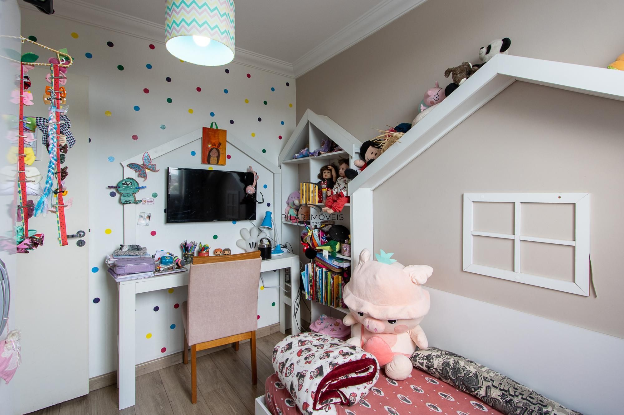 Apartamento Semimobiliado de 2 Quartos na Glória, Porto Alegre