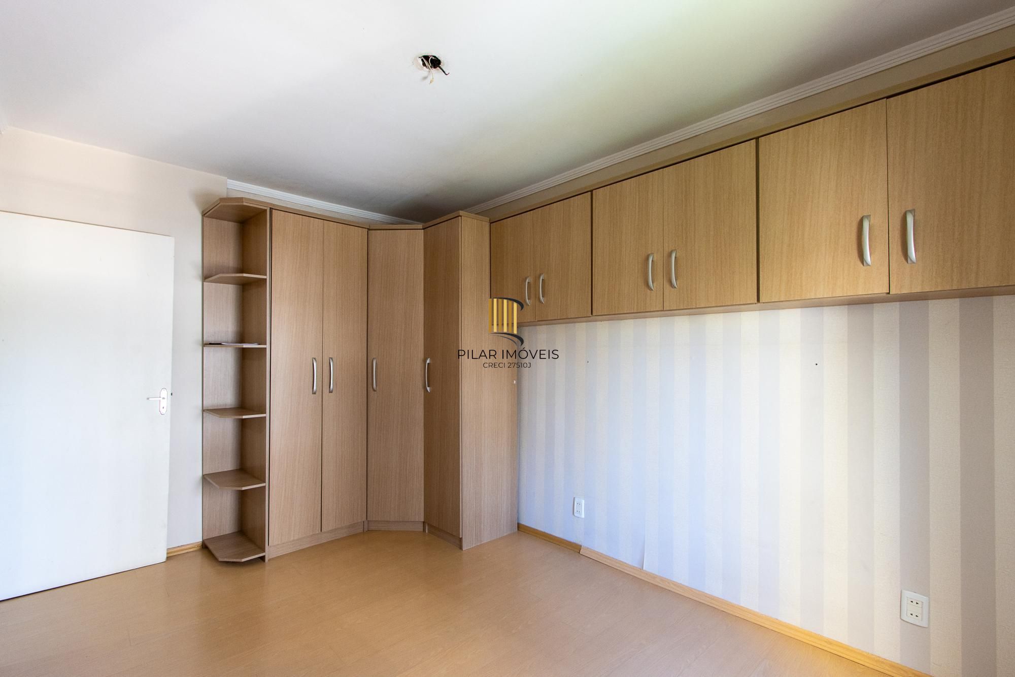 Excelente Apartamento 2 Dormitórios na Av. Wenceslau Escobar