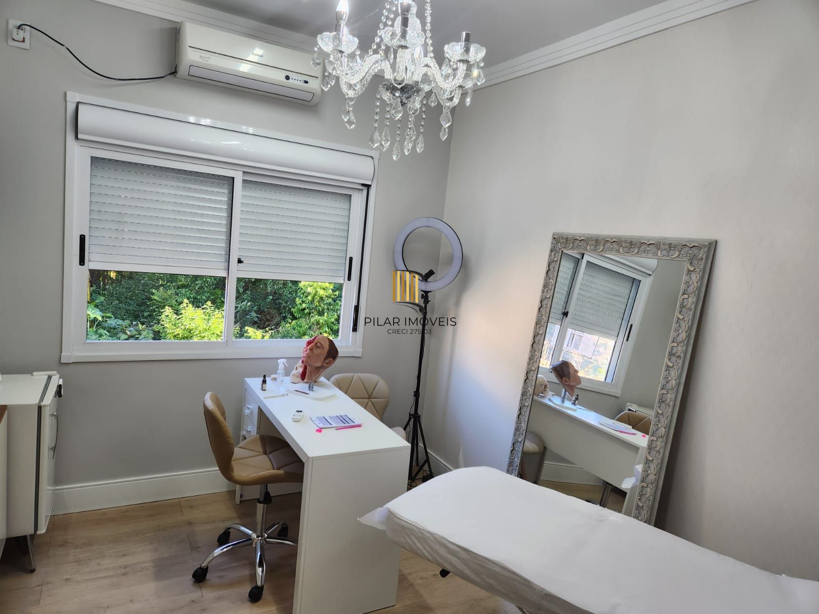 Ótima casa em condomínio fechado na Vila Nova, em Porto Alegre!