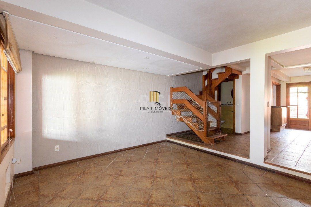 Casa para Venda - 178m², 3 quartos, 1 suite, 2 vagas - Jardim Isabel