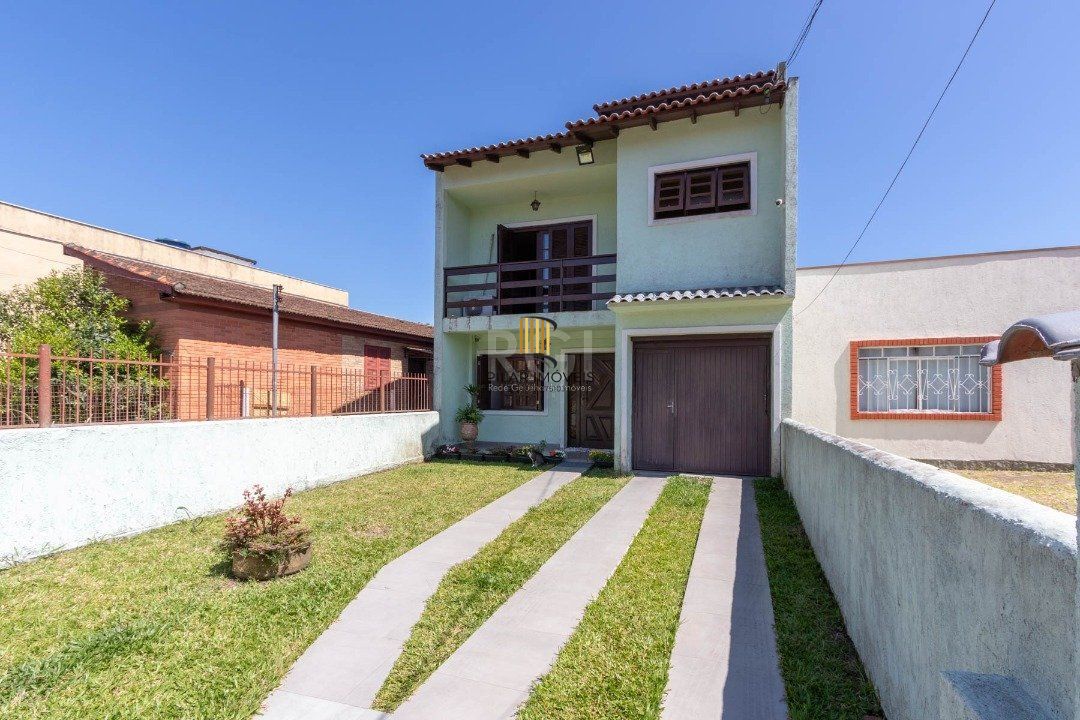 Sobrado para Venda - 356.93m², 4 dormitórios, sendo 2 suites, 4 vagas - Tristeza - Pilar Imóveis