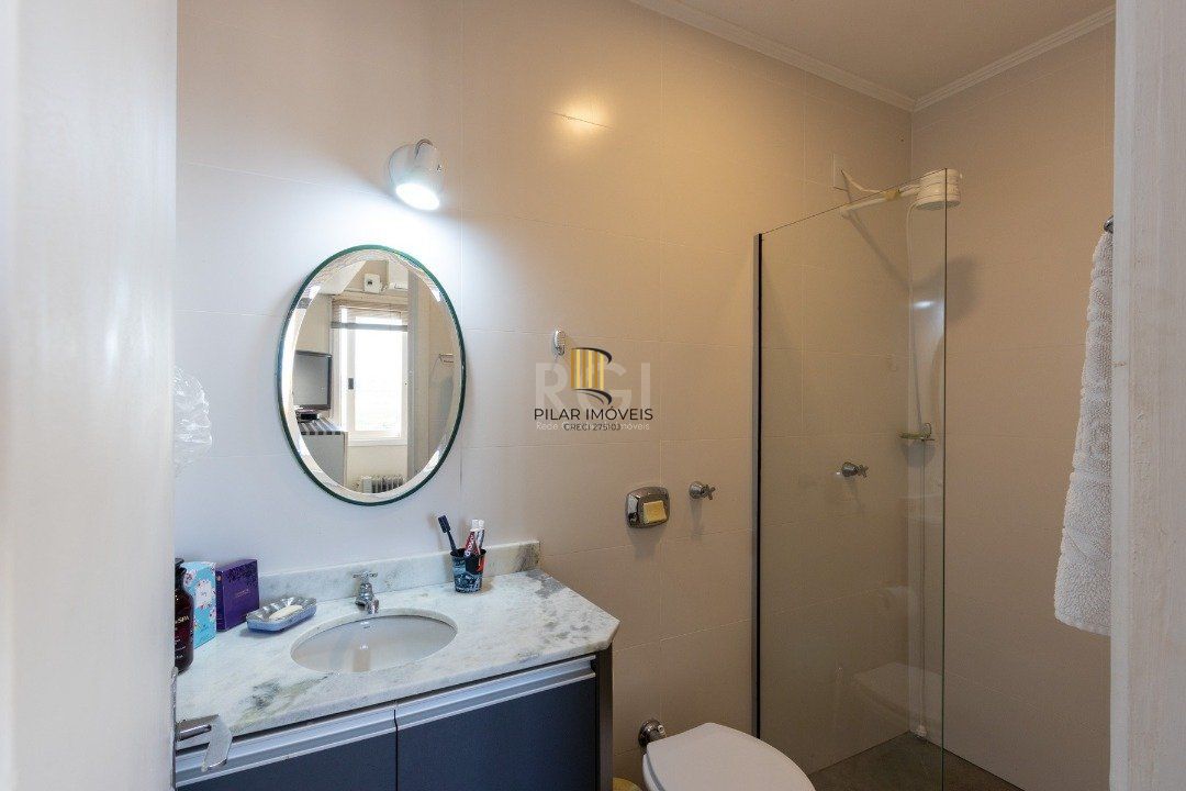 Cobertura para Venda - 234.17m², 3 dormitórios, sendo 1 suites, 2 vagas - Cristal