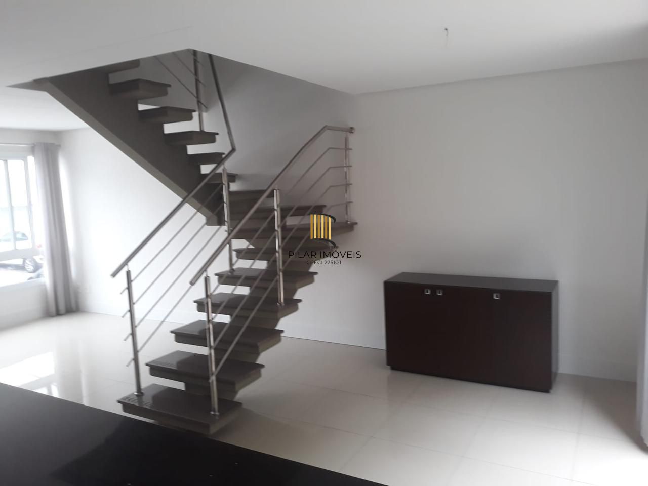 Casa de Condomínio 3 dormitórios no bairro Glória