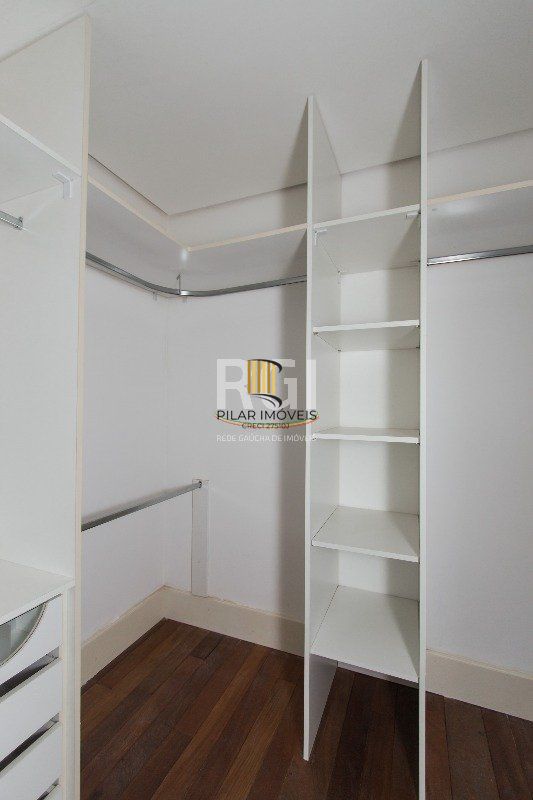 Casa Condominio para Venda - 322.65m², 4 dormitórios, sendo 4 suites, 2 vagas - Terra Ville