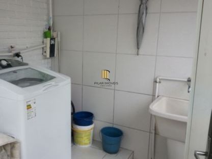 Casa para Venda - 330m², 5 dormitórios, sendo 1 suites, 7 vagas - Menino Deus