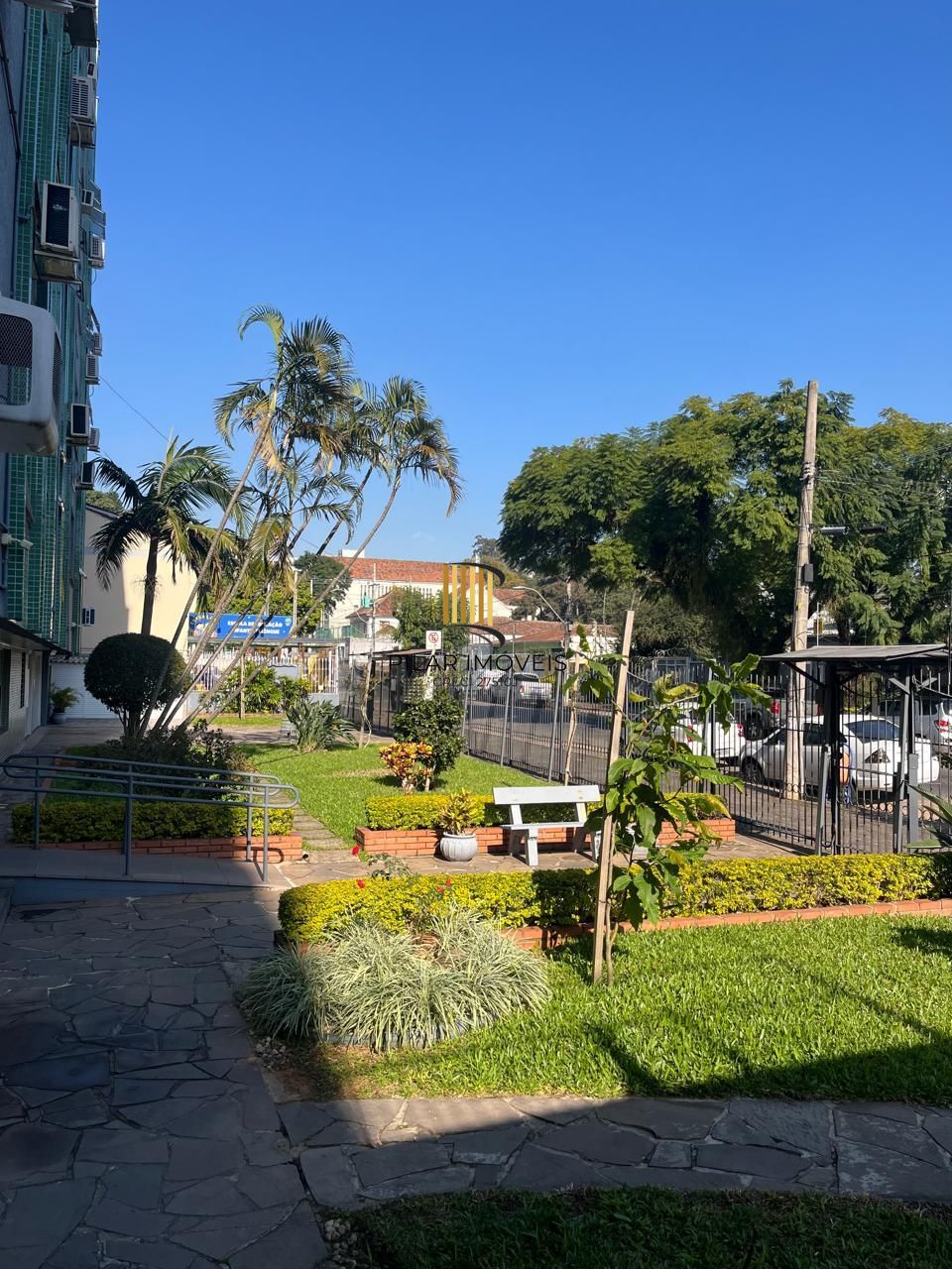 Apartamento  REFORMADO e MOBILIADO em ótima localização!!!