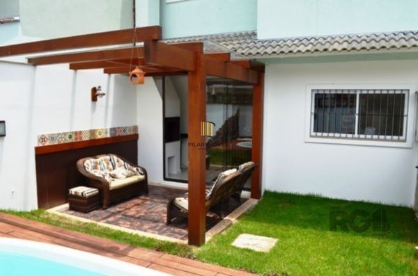 Casa para Venda - 140m², 3 dormitórios, sendo 1 suites, 1 vaga - Hípica