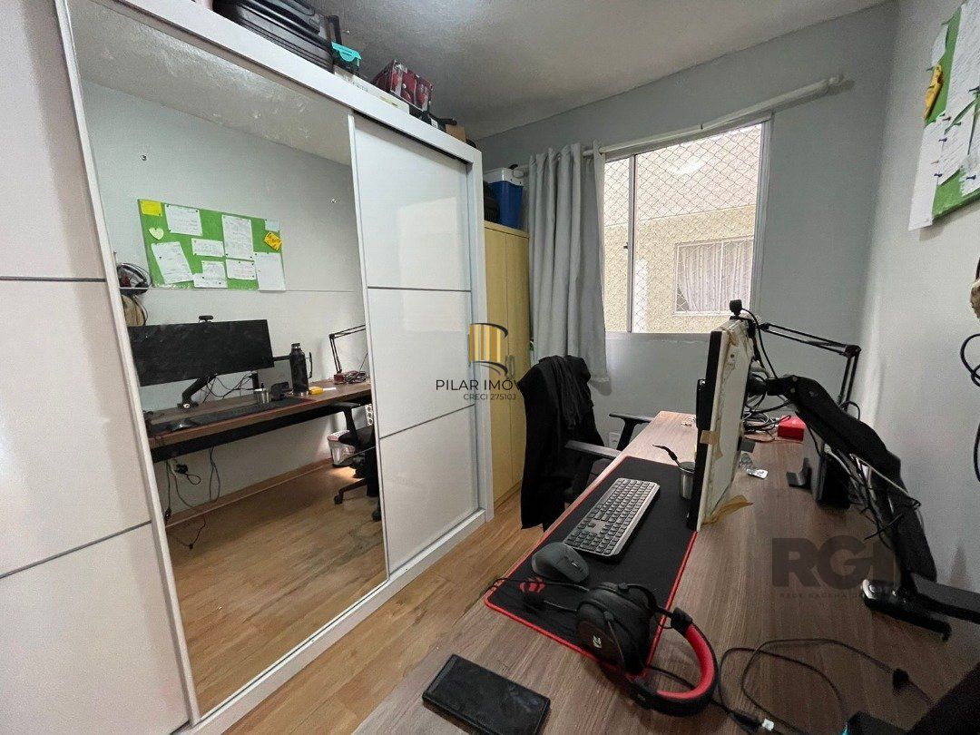 Apartamento 2 dormitórios no bairro Cavalhada