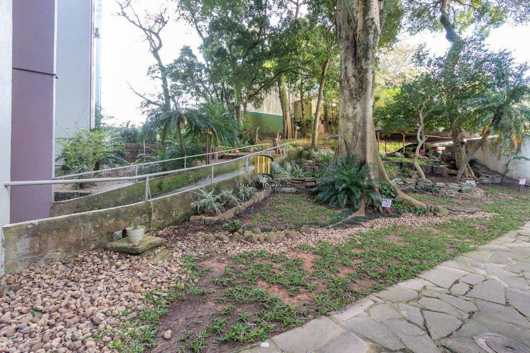 Apartamento 3 quartos, reformado, infraestrutura - Bairro Cristal